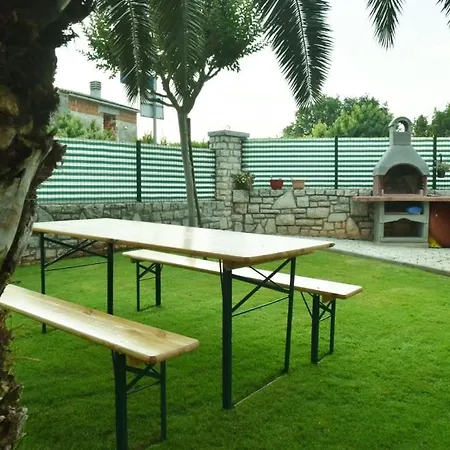 Apartament With Parking Space Zambratija, Umag - 27180 Zambratija (Istria)